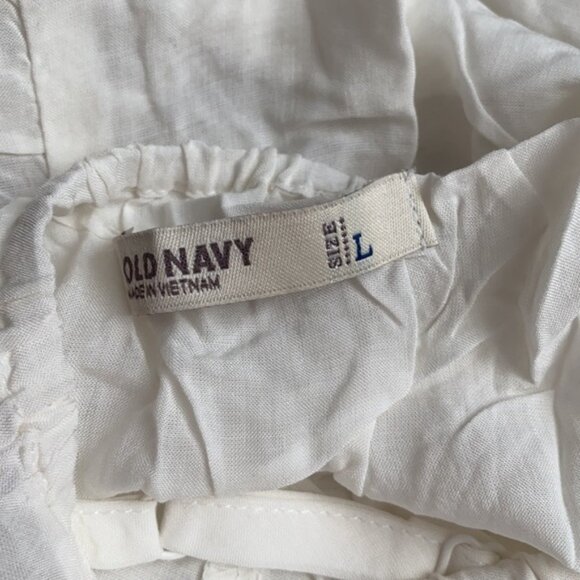 Old Navy White Cami Tank With Adjustable Straps Large - Picture 4 of 4